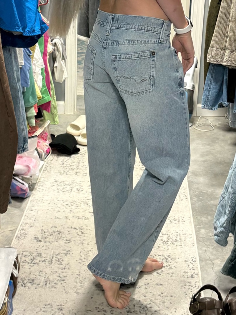 Urban Outfitters BDG Kayla Lowrider Light-Wash Jeans - Picture 4 of 10